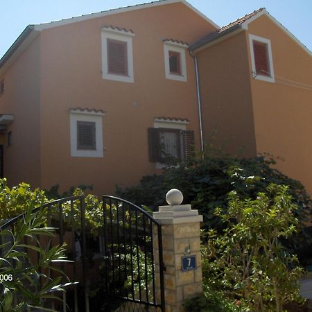 Apartments Beba Mali Lošinj Exterior foto