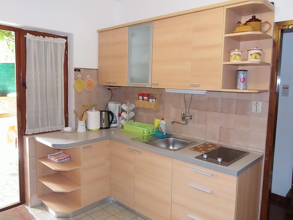 Apartments Beba Mali Lošinj Cameră foto